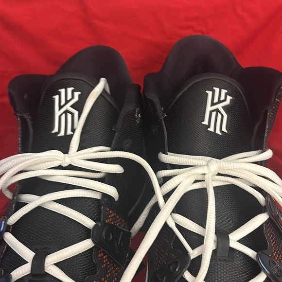 Kyrie 7 sz15 - Picture 3 of 16